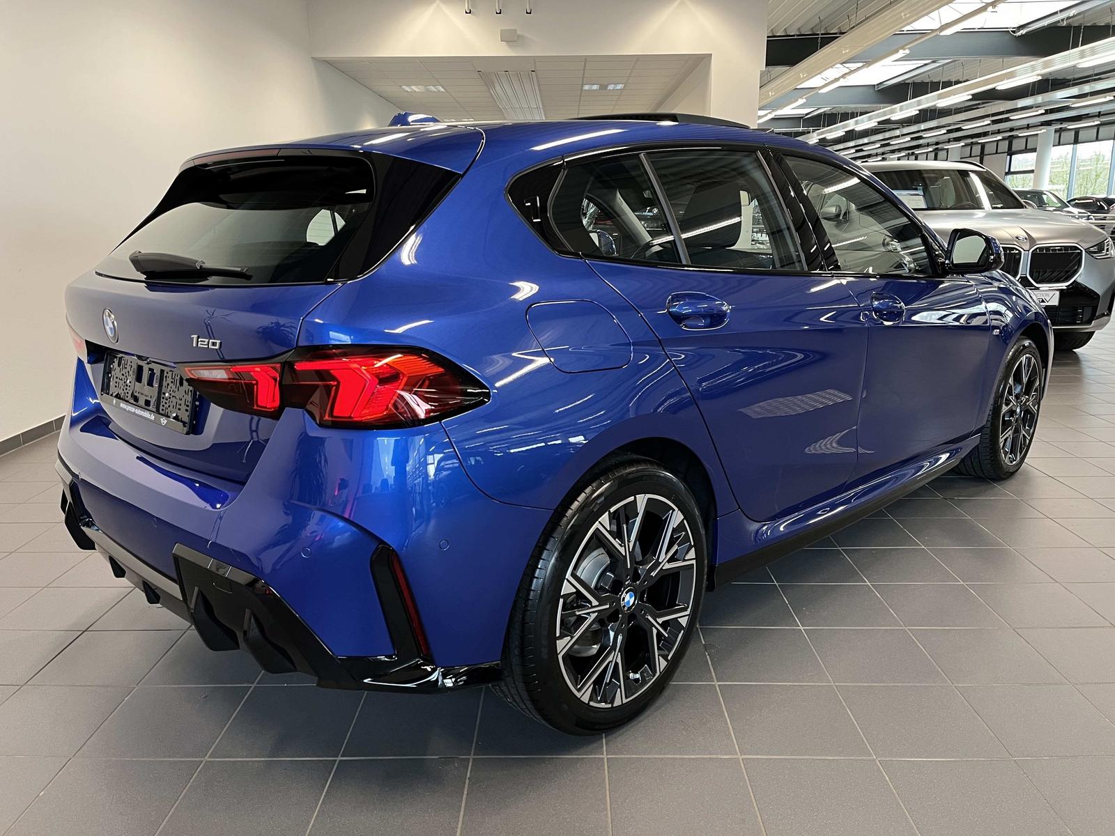 BMW 120 M Sport PANO RFK NAVI LED PDC V+H DAB Klima