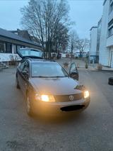 Volkswagen VW Passat Variant B5, Kombi, Baujahr 2000 - Volkswagen Passat Variant aus 2000