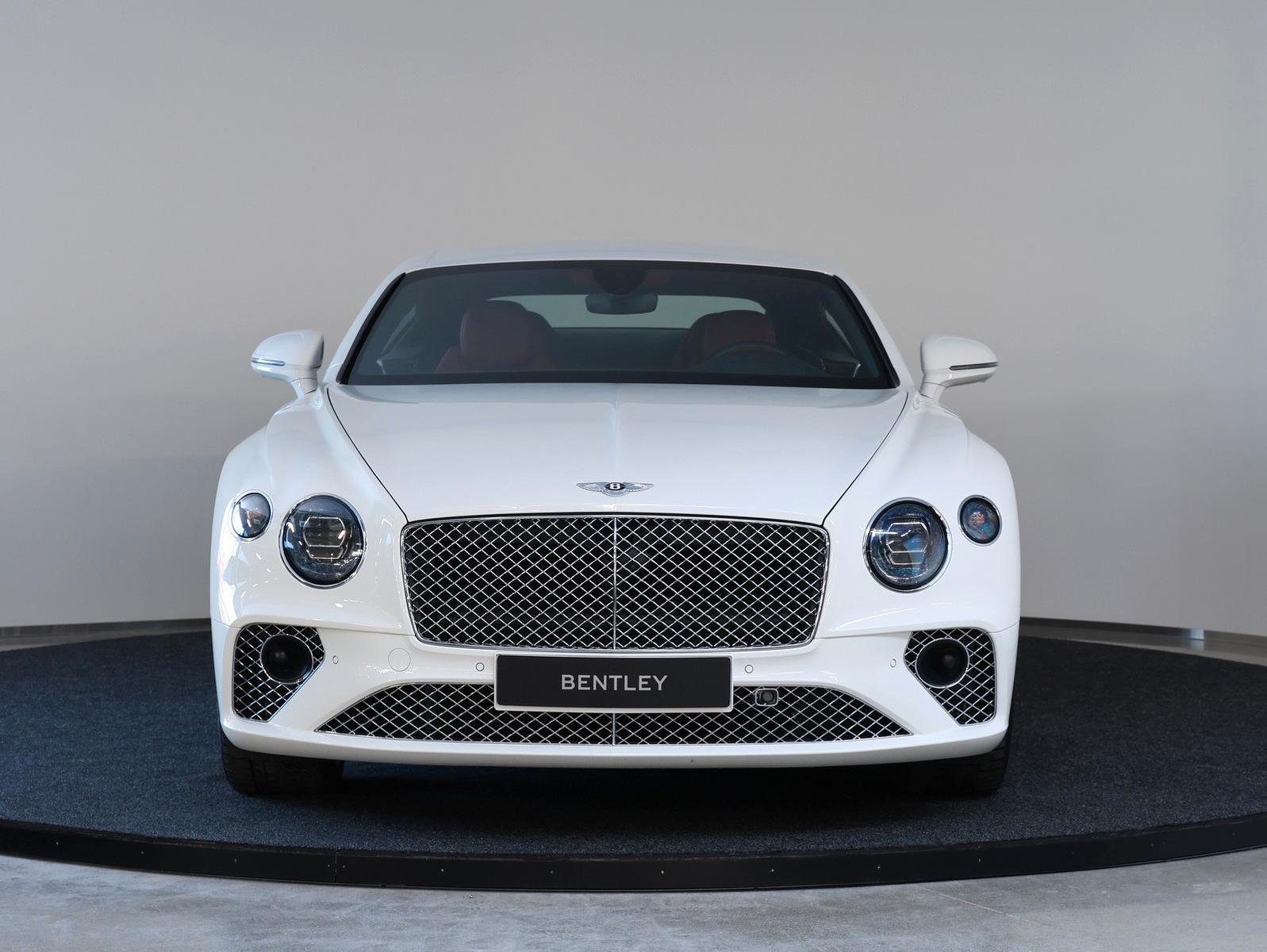 Bentley Continental GT V8
