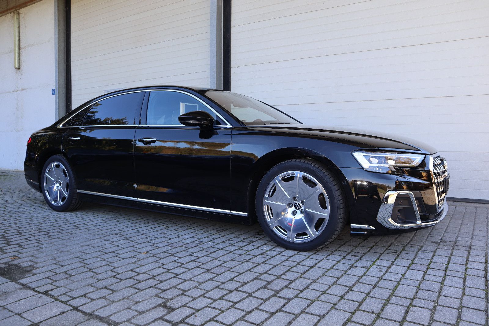 Audi A8L 60TFSIe lang *HORCH-DESIGN*/RUHE/UPE 195.105 imagem 3