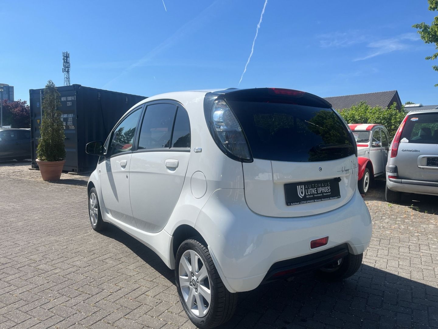 Fahrzeugabbildung Citroën C-Zero Tendance Klimaaut. DAB SHZ Notbremsass.