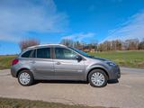 Renault Clio Grandtour Dynamique 1.2 16V 75 Eco2 Dyn... - Renault Clio aus 2010: Dynamique