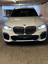 BMW X5 xDrive30d -M-Paket PANO AHK STANDh - BMW X5 Gebrauchtwagen in Stuttgart