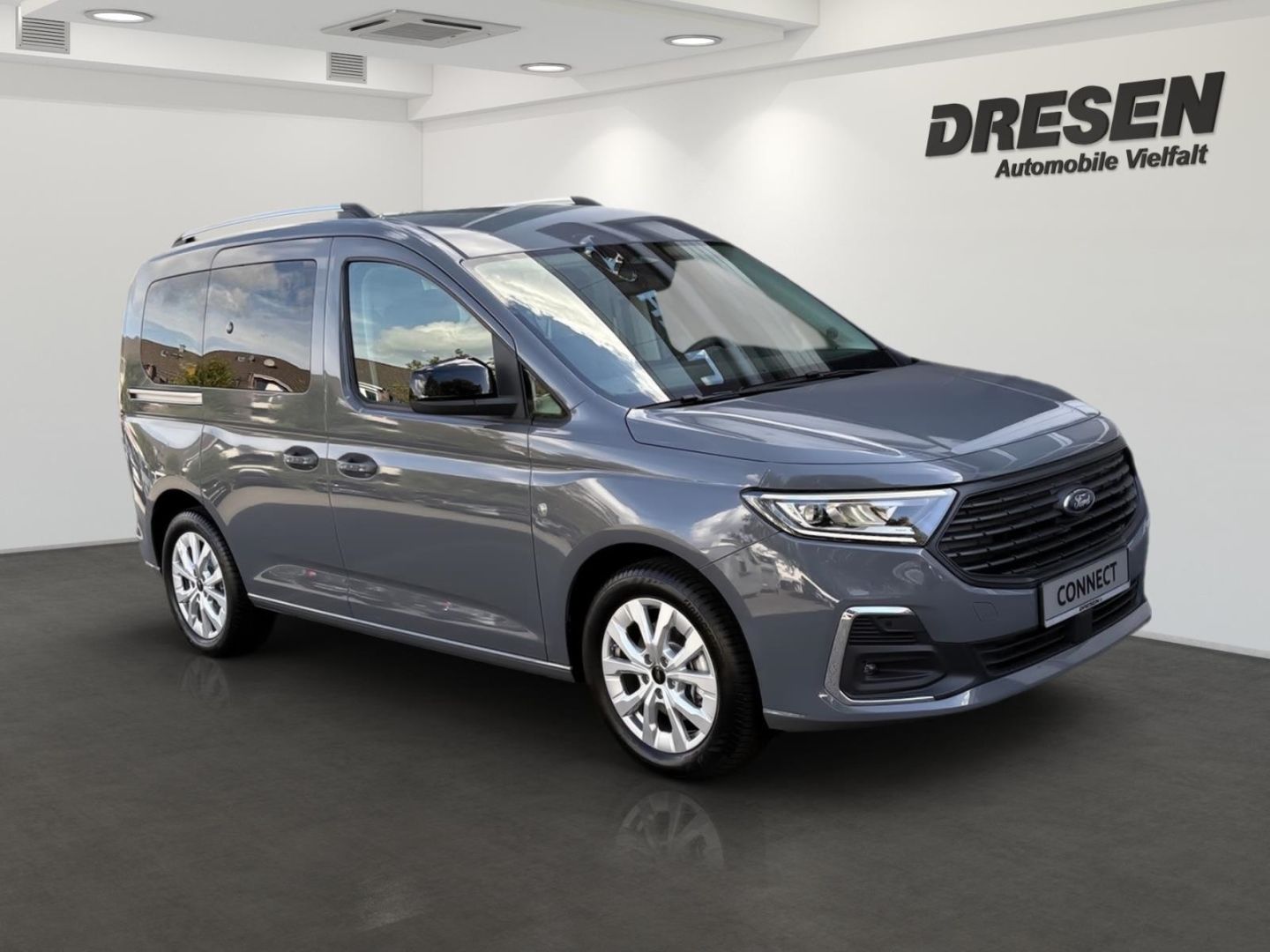 Ford Tourneo Connect Titanium 1,5l EcoBoost AT PHEV N imagem 3