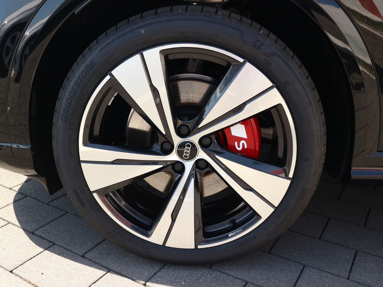 Audi SQ5 - Bild 6