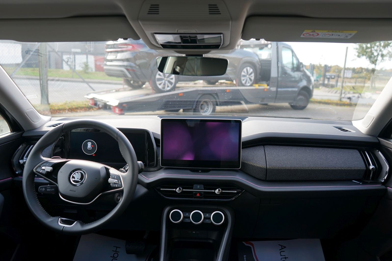 Fahrzeugabbildung SKODA Kodiaq 1.5 TSI Selection 7 Sitzer*Kam*Acc*Pano