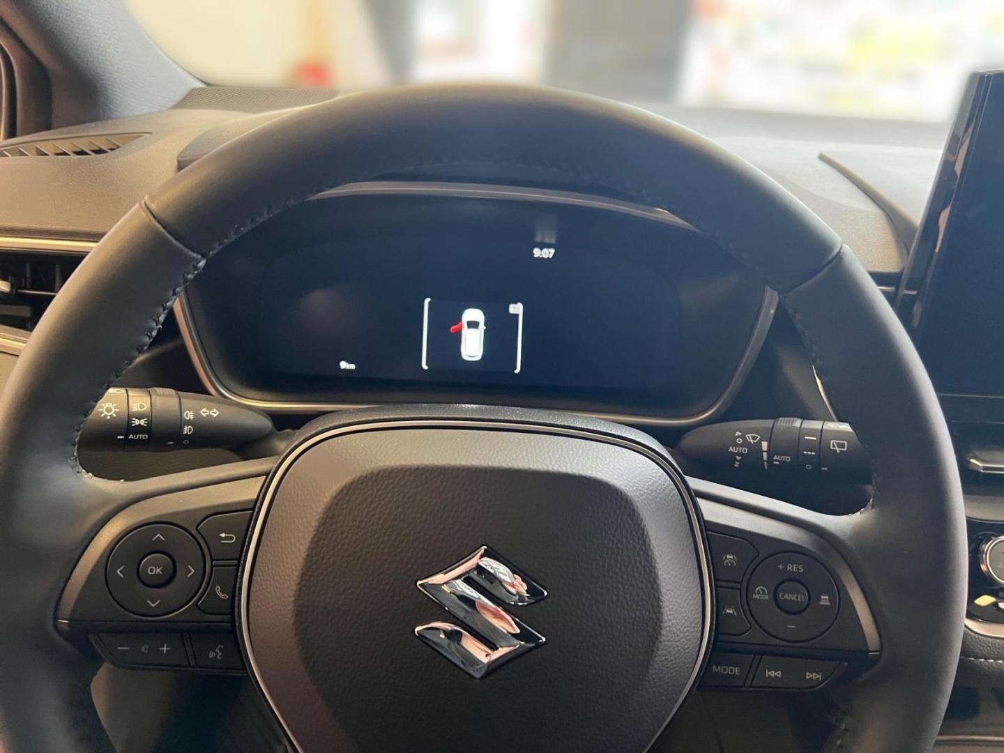 Suzuki Swace 1.8 Hybrid Comfort+ COMFORT+ Navi Digitale