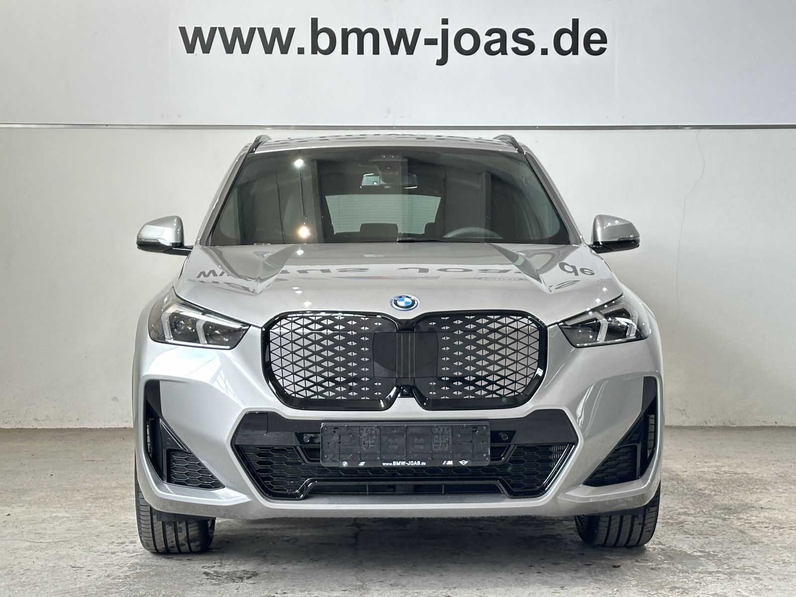 Fahrzeugabbildung BMW iX1 xDrive30 M Sportpaket, Komfortzugang, Comfor