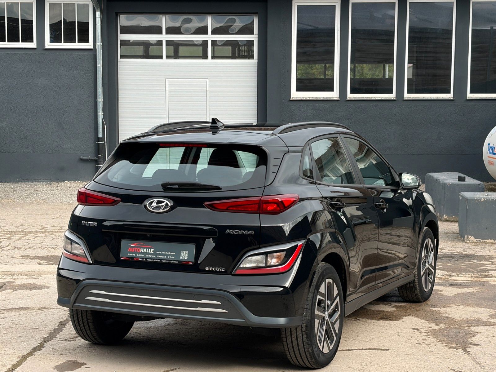Fahrzeugabbildung Hyundai KONA E Select SHZ LHZ ACC PDC CAM CarPlay Navi