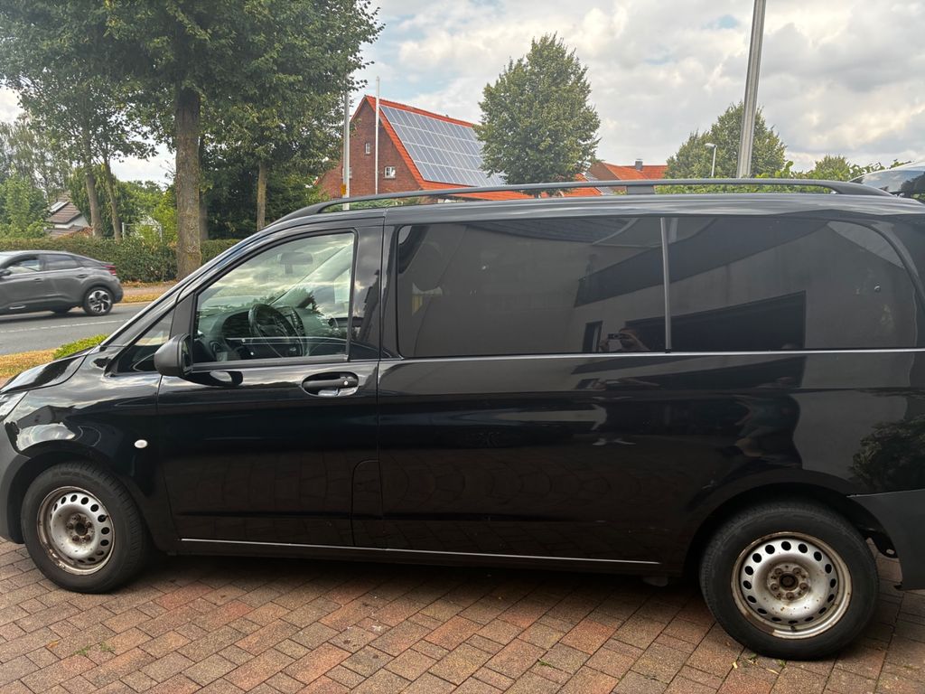 Image of Mercedes-Benz Vito