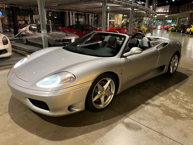 Ferrari 360 Modena Spider Origi. 5000 km,Erstlack.1.Hand