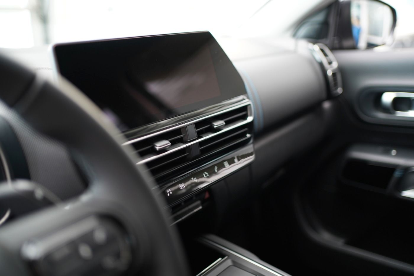 Fahrzeugabbildung Citroën C5 Aircross Hybrid 145 Max e-DCS6 Automatik Navi