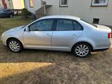 Volkswagen Jetta 1.4 TSI Trendline TÜV bis 02.27 - Volkswagen Jetta: Trendline