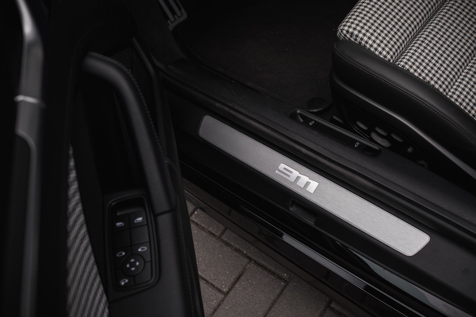 Fahrzeugabbildung Porsche 992/911 Turbo S-Heritage Paket-Nachtsicht-LED