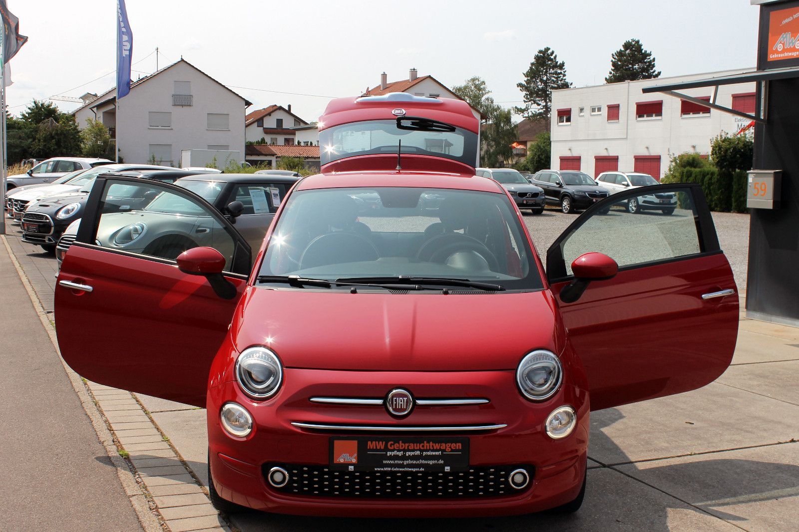Fahrzeugabbildung Fiat 500 1.2 8V Dualogic LOUNGE Dolce Vita Navigation