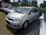 Toyota Corolla Verso 2.2 D-4D Sol - gebrauchte Toyota Corolla Verso aus dem Jahr 2009