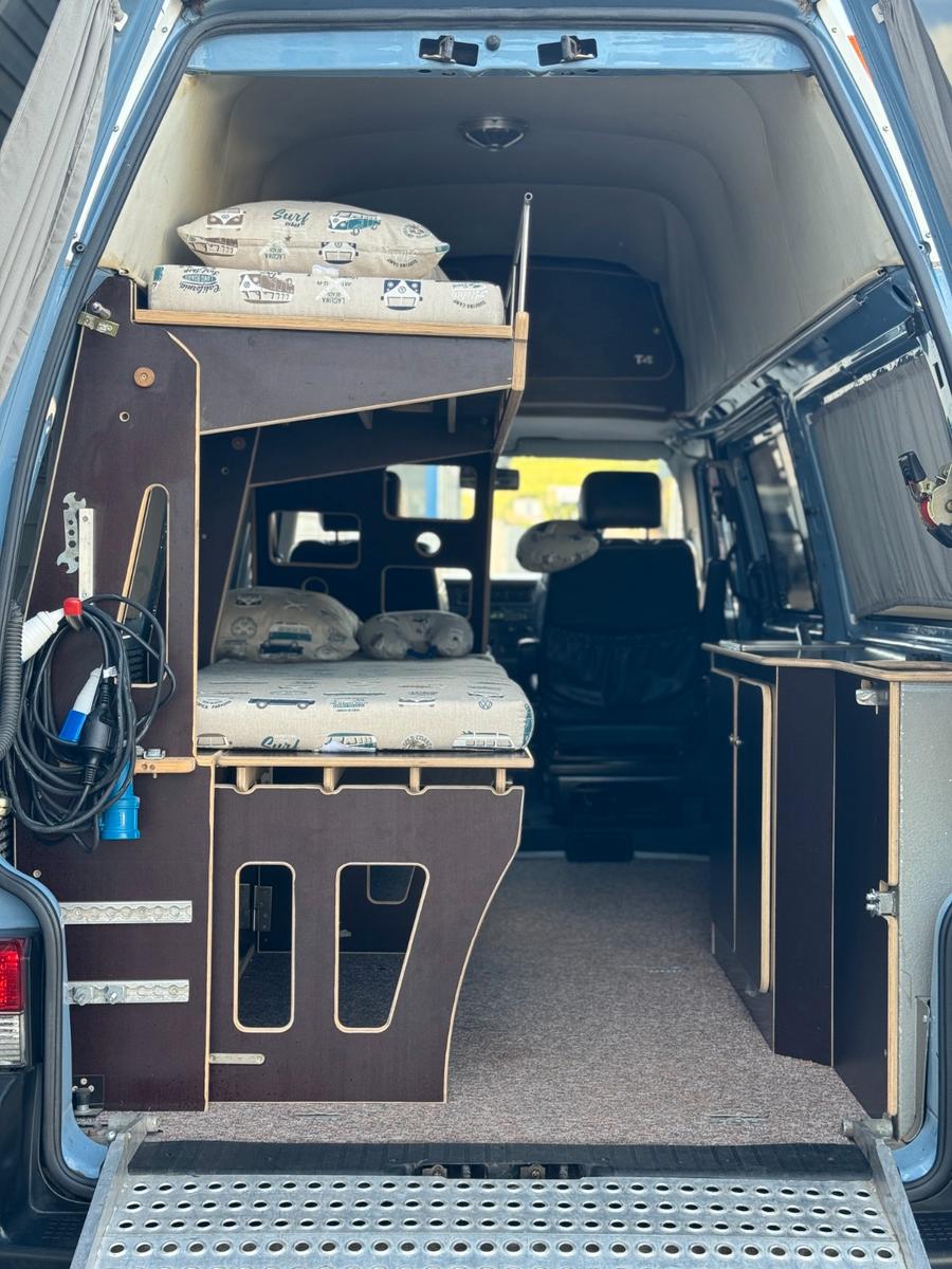 Volkswagen T4 2.4d WoMo AHK Alu Leder Rampe Hoch+Lang