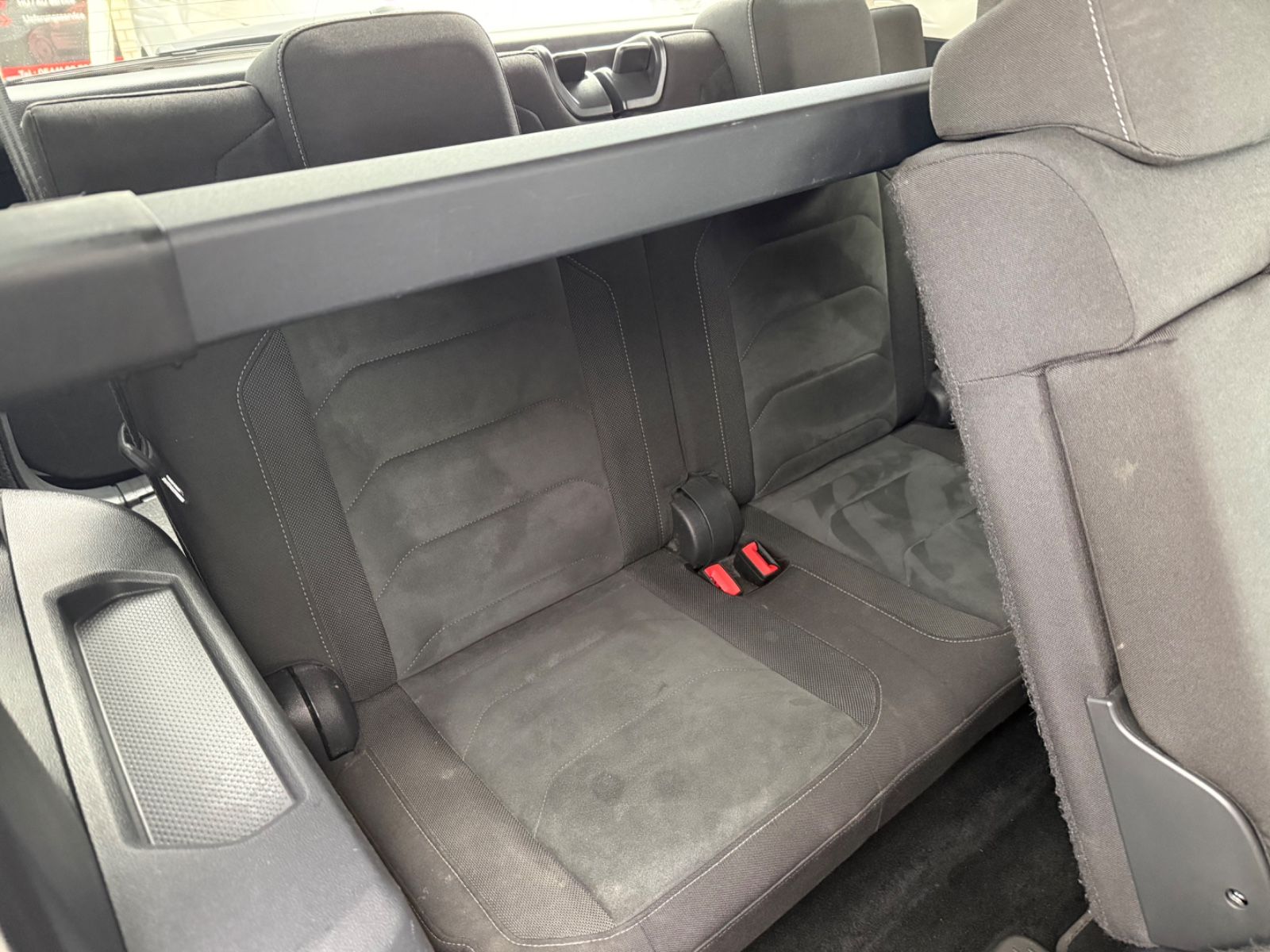 Tiguan Allspace Highline 4Motion*7-SITZER*NAVI*2