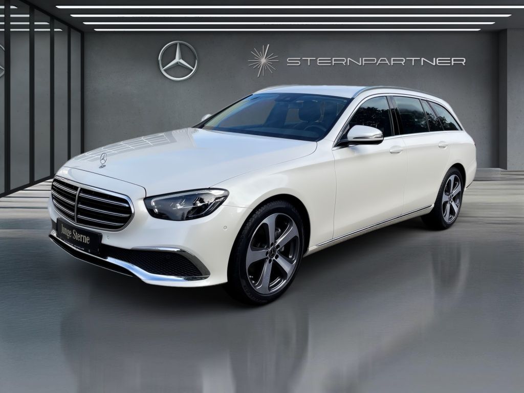 Image of Mercedes-Benz E 220