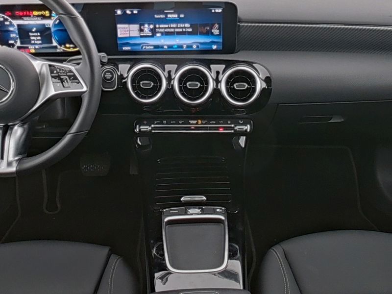 Mercedes-Benz A 250 e Progressive LED SHZ RFK DAB VID AC-Laden foto 7