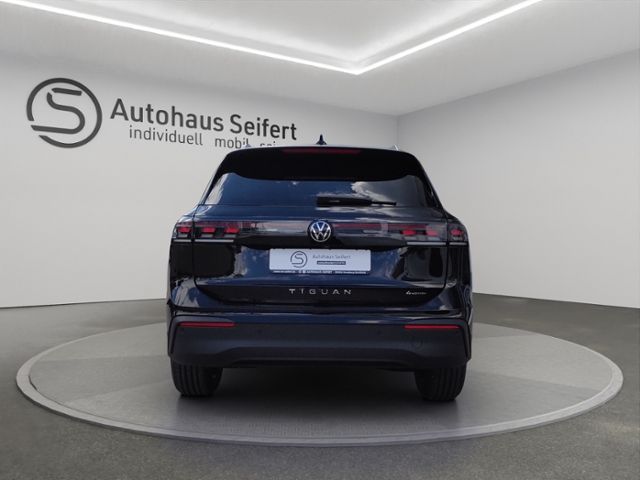 Volkswagen Tiguan Life 2.0 TDI SCR 4MOTION 7-Gang-DSG foto 5