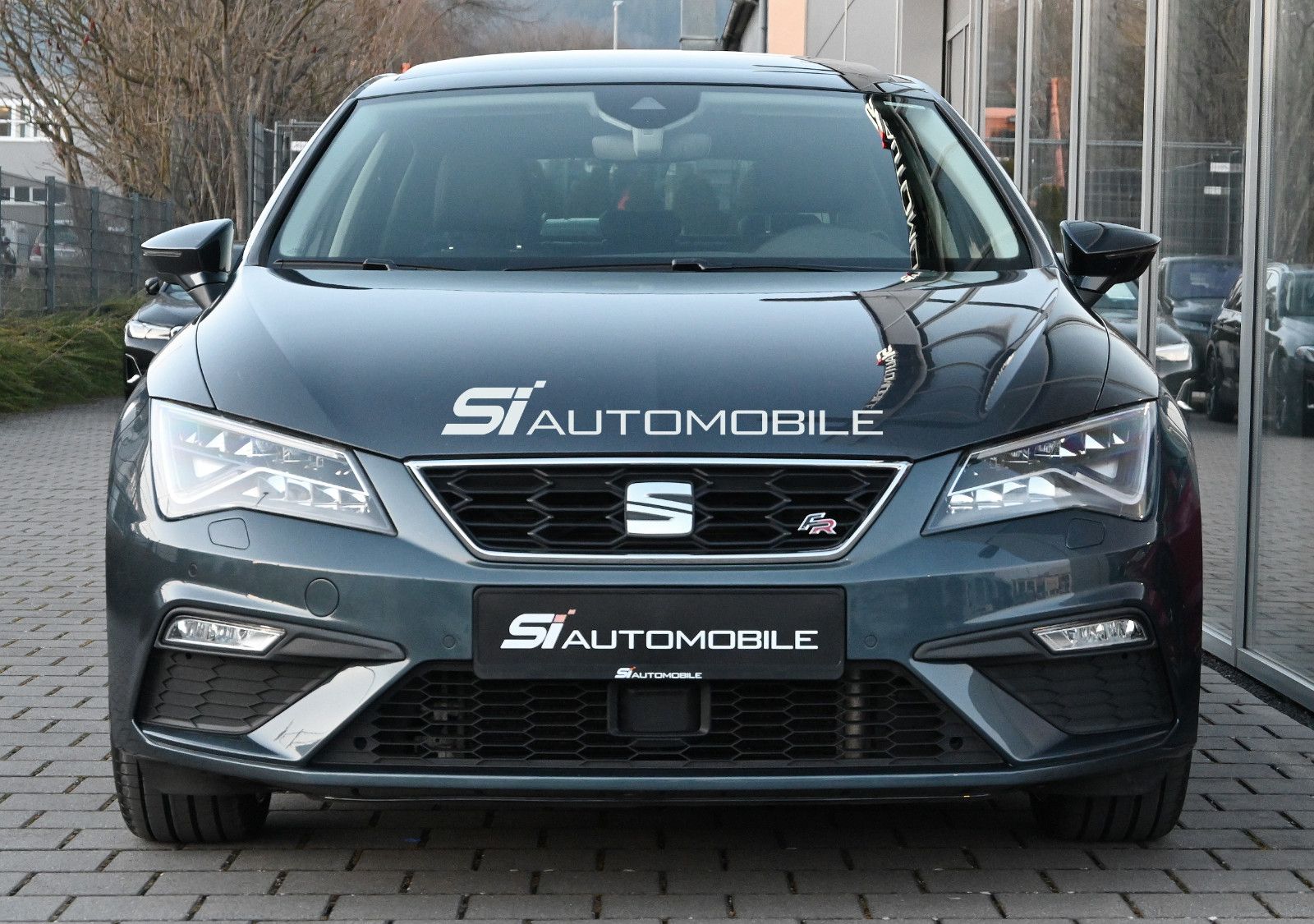 Fahrzeugabbildung SEAT Leon 2.0 TDI DSG FR °ACC°BEATS°DYNAMIC°KAM°PANO°