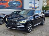 BMW X3 sDrive 18d/LED/PANO/1 Hand - mit Diesel-Antrieb: Schwarz, Teilleder