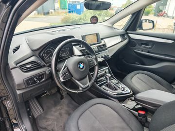 BMW 218 - 8