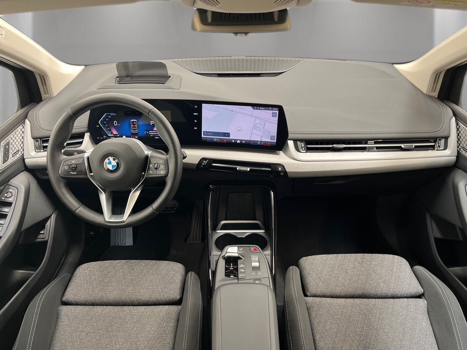 BMW 218 Active Tourer - Bild 12