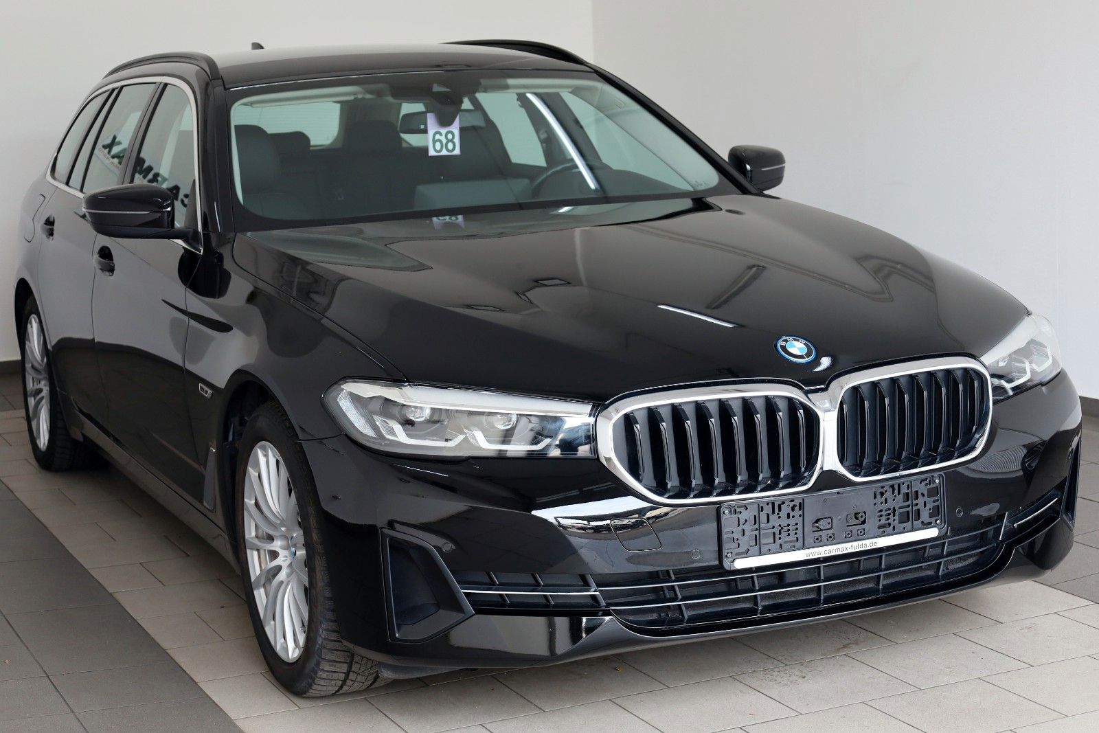Fahrzeugabbildung BMW 530 e Touring,Leder,Navi,LED,SH,Kamera,HUD