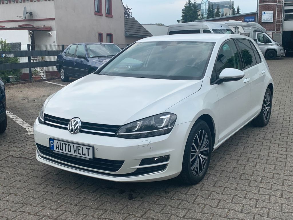 Image of Volkswagen Golf