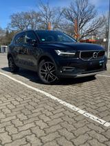 Volvo XC40 B4 AWD Momentum Pro Geartronic Momentum Pro - Volvo XC40 in Hamburg
