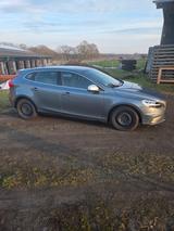 Volvo V40 D3 Geartronic R Design R Design - Volvo V40 Limousine R design mit Diesel-Antrieb