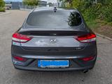 Hyundai i30 Fastback 140 PS Premium Automatik TÜV Neu - Hyundai i30 Premium mit Benzin-Antrieb
