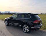 Volkswagen VW Touareg R-Line V6 262PS Vollausst. Luftfed. - gebrauchte VW Touareg aus dem Jahr 2016