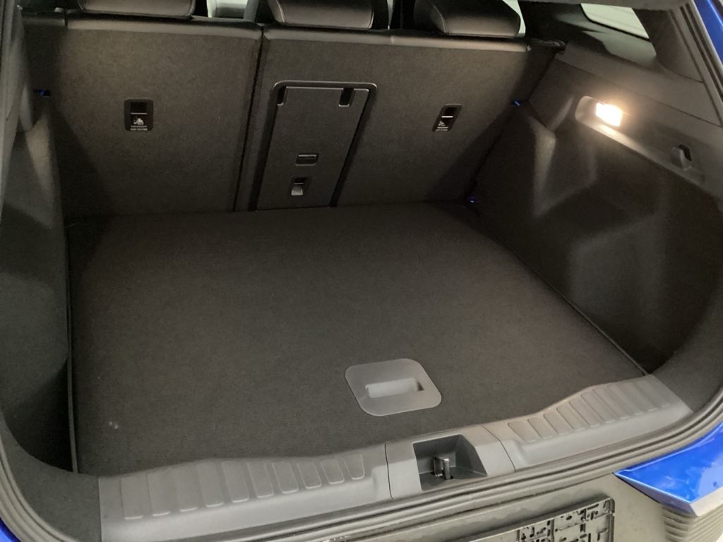 Fahrzeugabbildung Ford Explorer RWD LED PANORAMADACH Tempomat Kamera