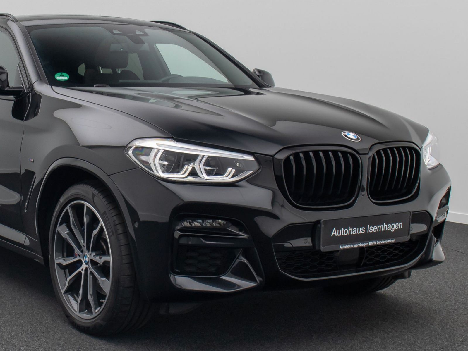 Fahrzeugabbildung BMW X4 M40 i Panorama 360° HUD DAB H/K DisplKey AHK