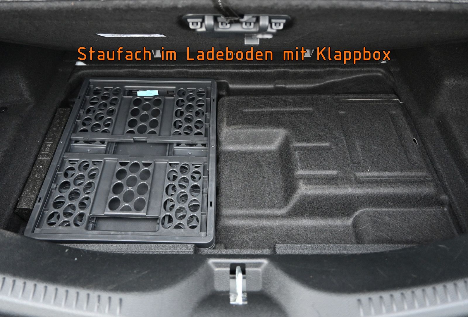 Fahrzeugabbildung Mercedes-Benz E 220 d Cabrio 2x AMG °ACC°STANDHEIZUNG°8-FACH°