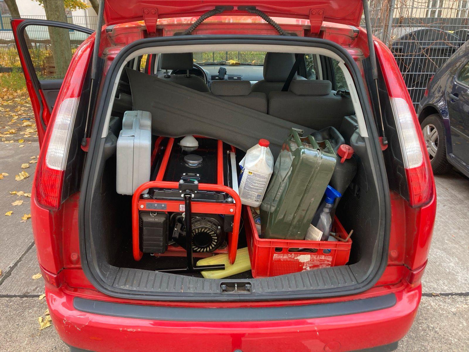 Ford Focus 2005 — photo 7