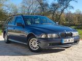 BMW 520i Exclusive touring Exclusive - BMW 520 aus 2002: Kombi