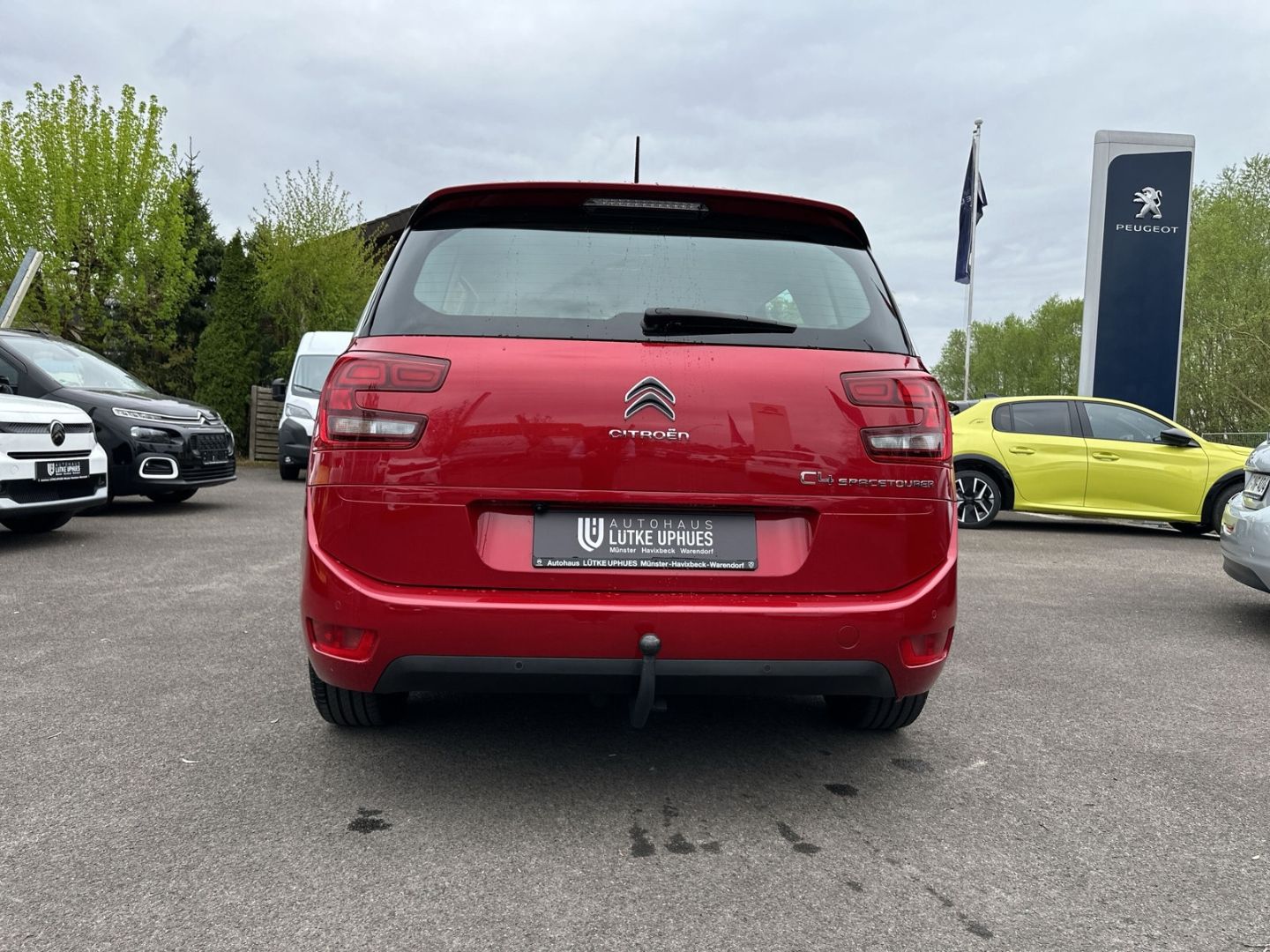 Fahrzeugabbildung Citroën Grand C4 Space Tourer Feel PureTech 130 1.2 AHK-