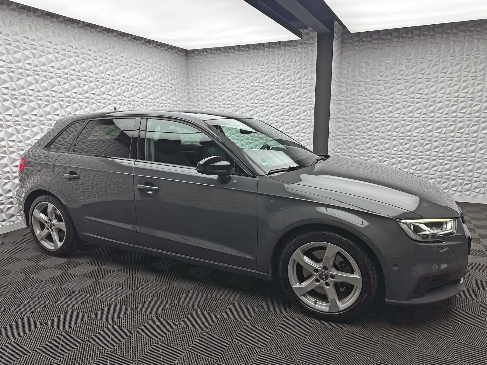 Fahrzeugabbildung Audi A3 2.0 TFSI QUATTRO/SPORT/ACC/LED/PANO/PDC/NAV