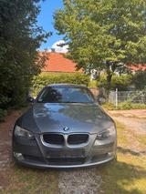 BMW E92 320d - BMW 320 aus 2009: Coupé, 320d