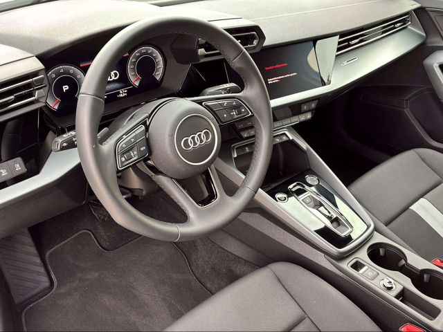A3 SPORTBACK 30 TFSI S-TRONIC AZV+NAVI+CAM+LED