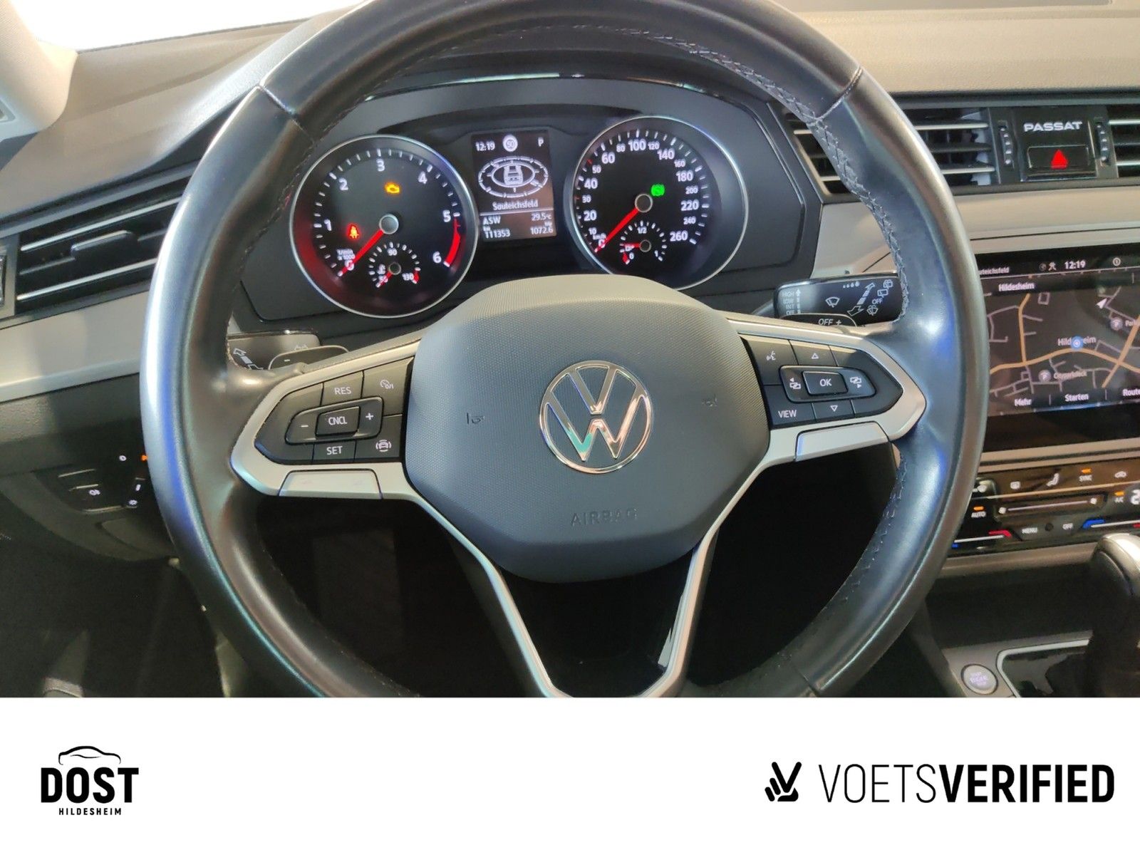 Volkswagen Passat Variant - Bild 12