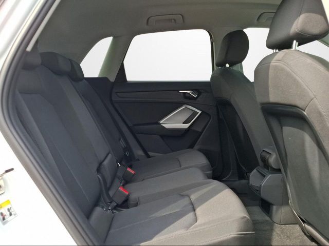 Q3 35 TFSI AZV+SHZ+PDC+DAB
