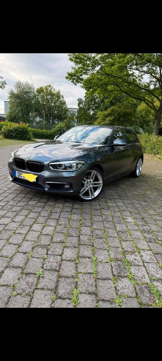 BMW 120d xDrive Advantage A Advantage