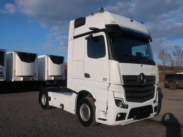 Mercedes-Benz 1851 LS Actros Gigaspace LED