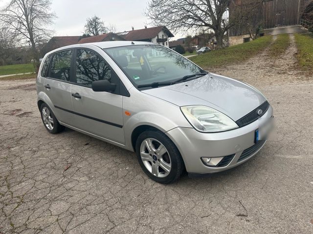 Ford fiesta 1.4  neu tüv top zustand