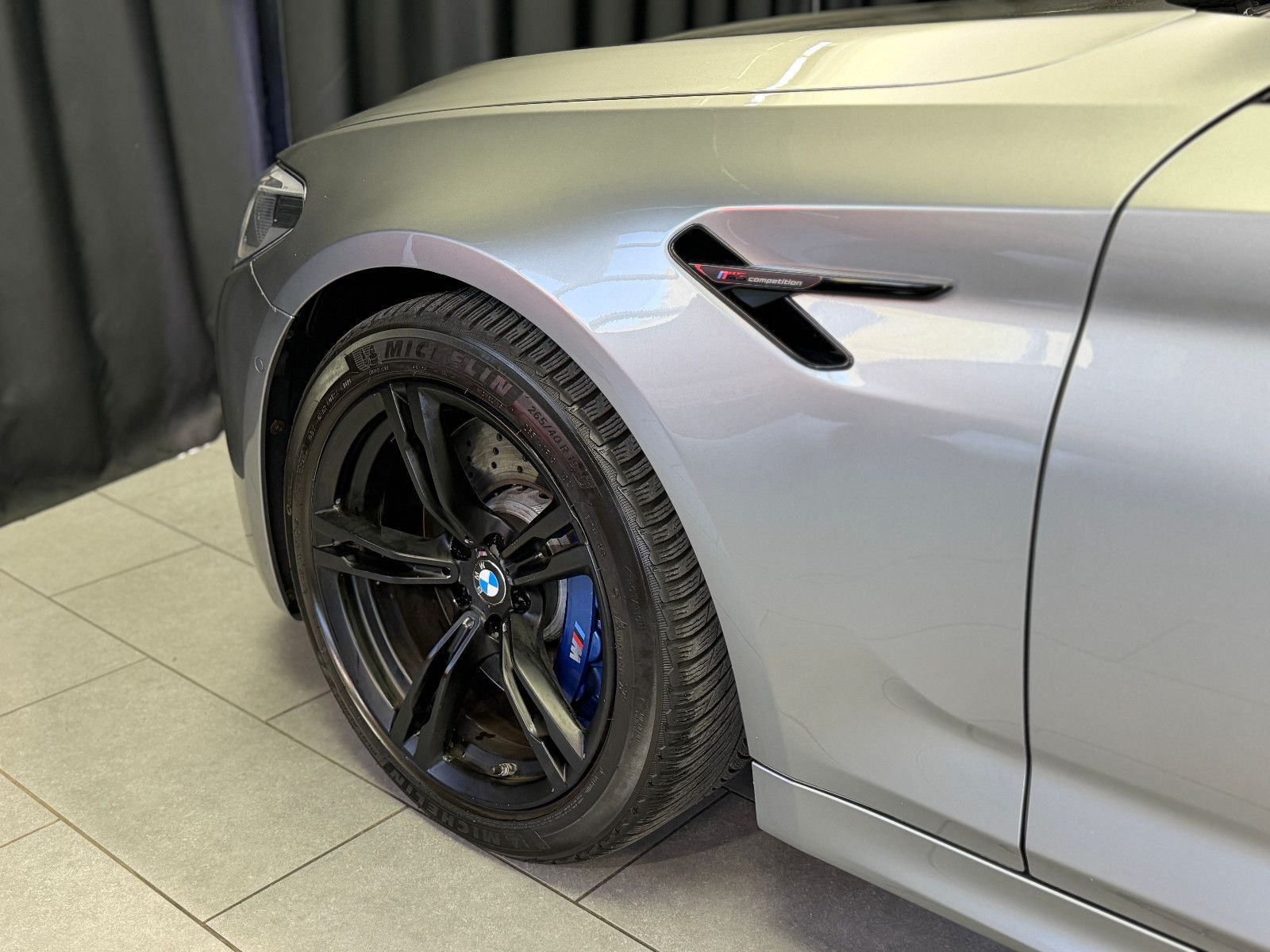 Fahrzeugabbildung BMW M5 Limousine|H&K|PANO|360°|M-DRIVERS|LCI